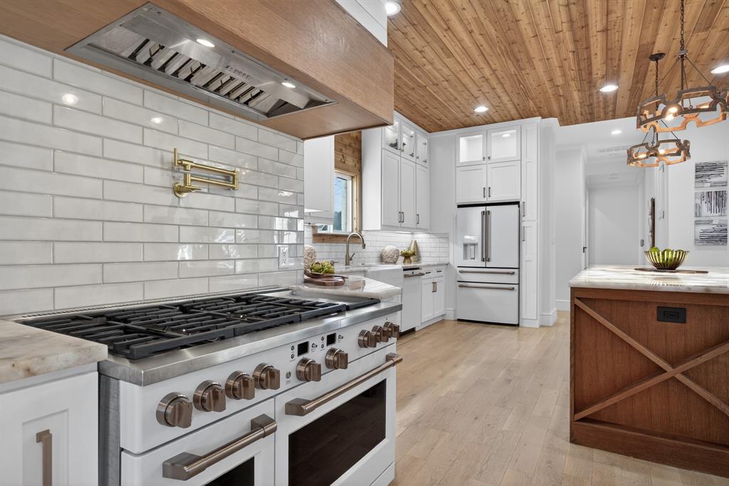 G W Ford Surv Abs #328 - Residential