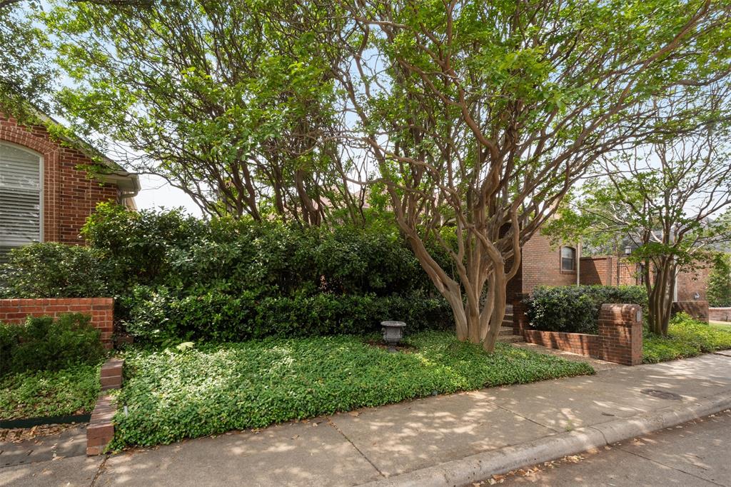 5615 Encore Drive