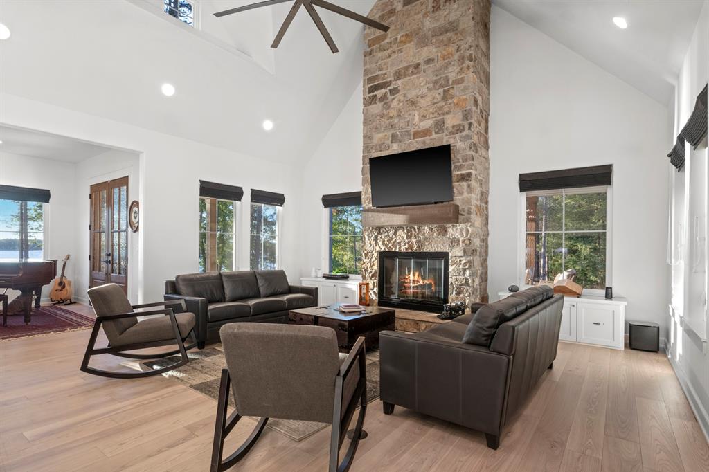 Lost Pines - Residential