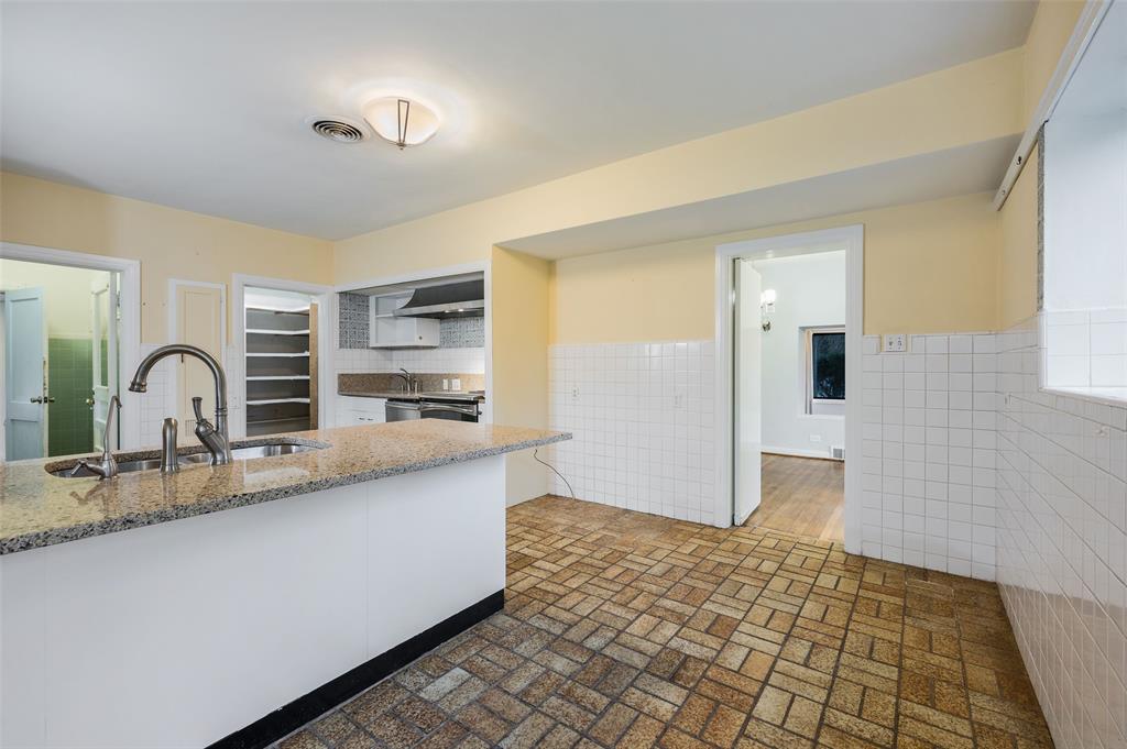 Meadowbrook Terrace - Residential