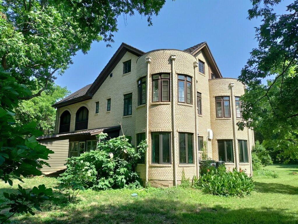 Meadowbrook Terrace - Residential