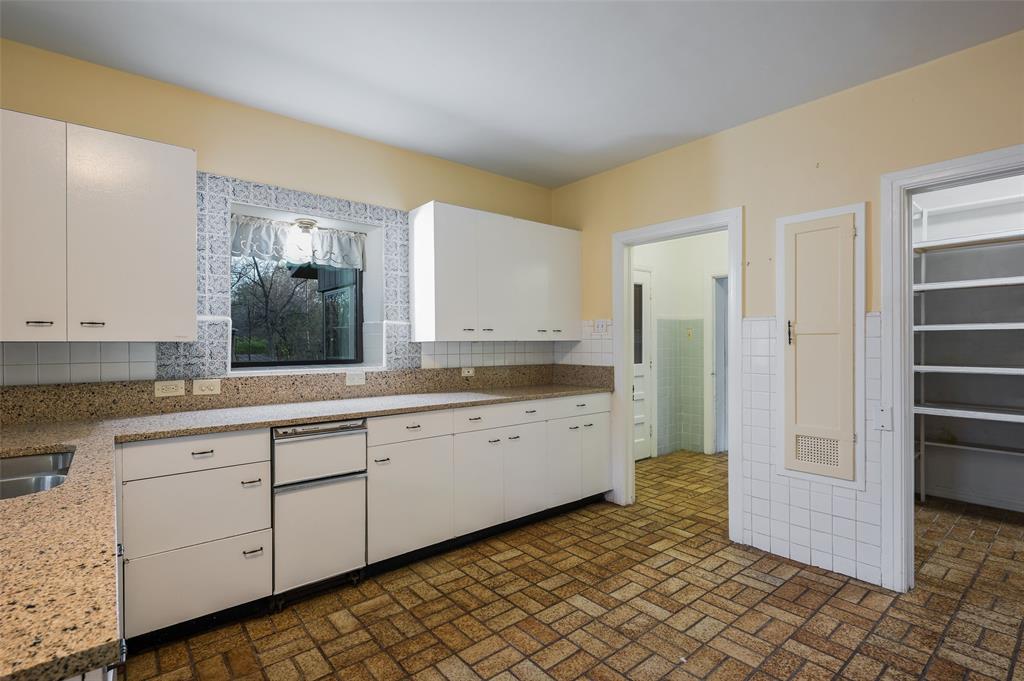 Meadowbrook Terrace - Residential