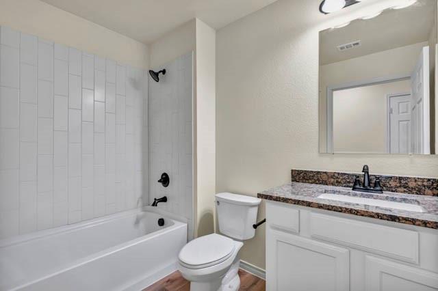 4033 Tarpon Springs Drive