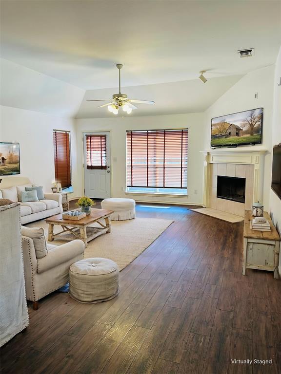 3204 Plumstead Drive