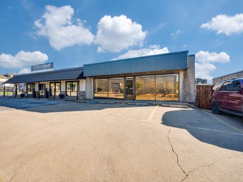 1018 W Main Street W Arlington TX 76013