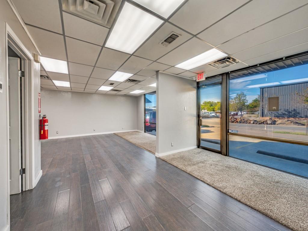 1018 W Main Street W