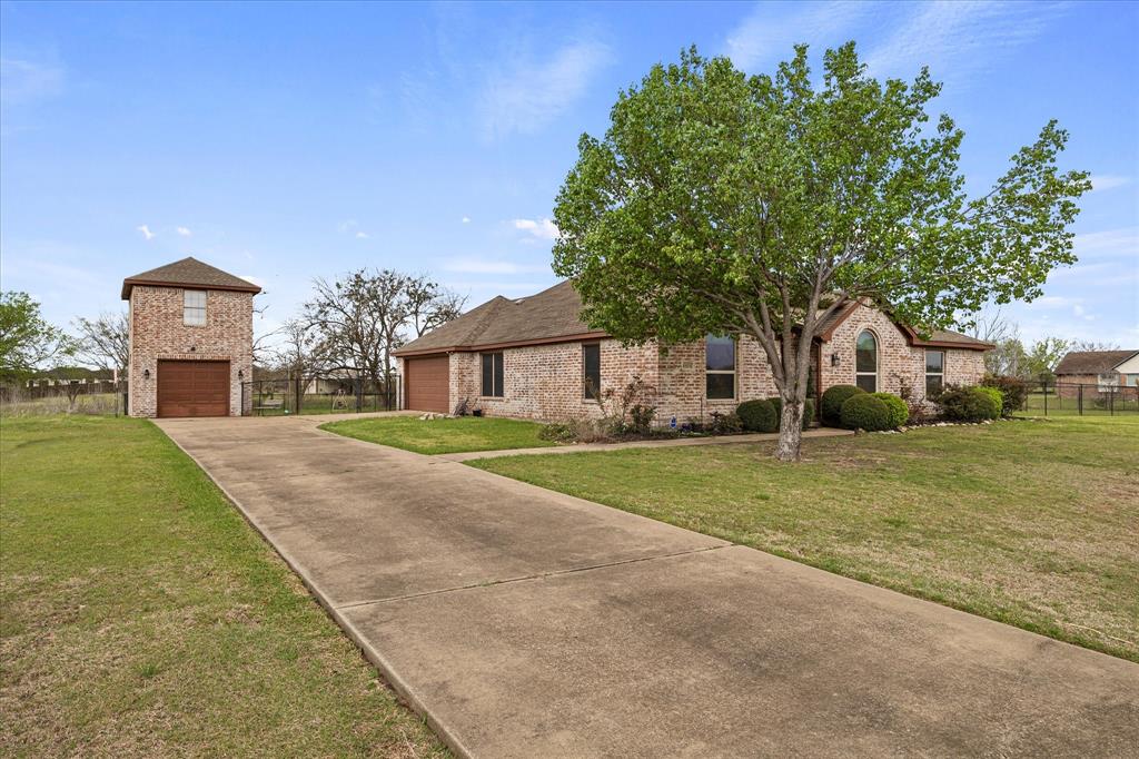 6404 Graham Point