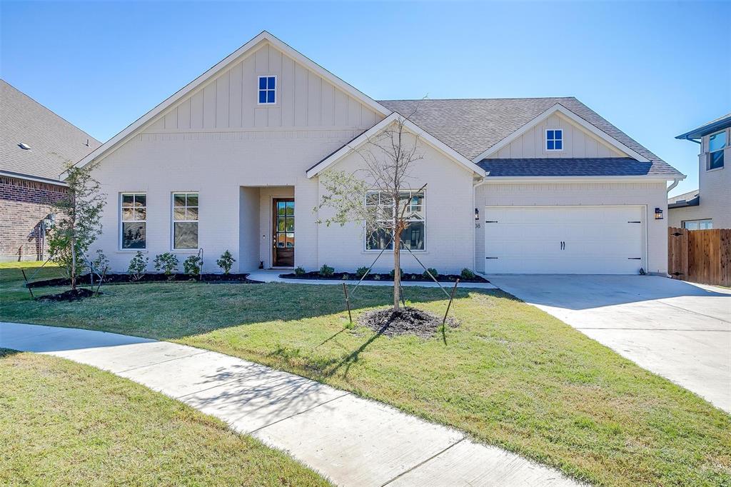 408 E Paddock