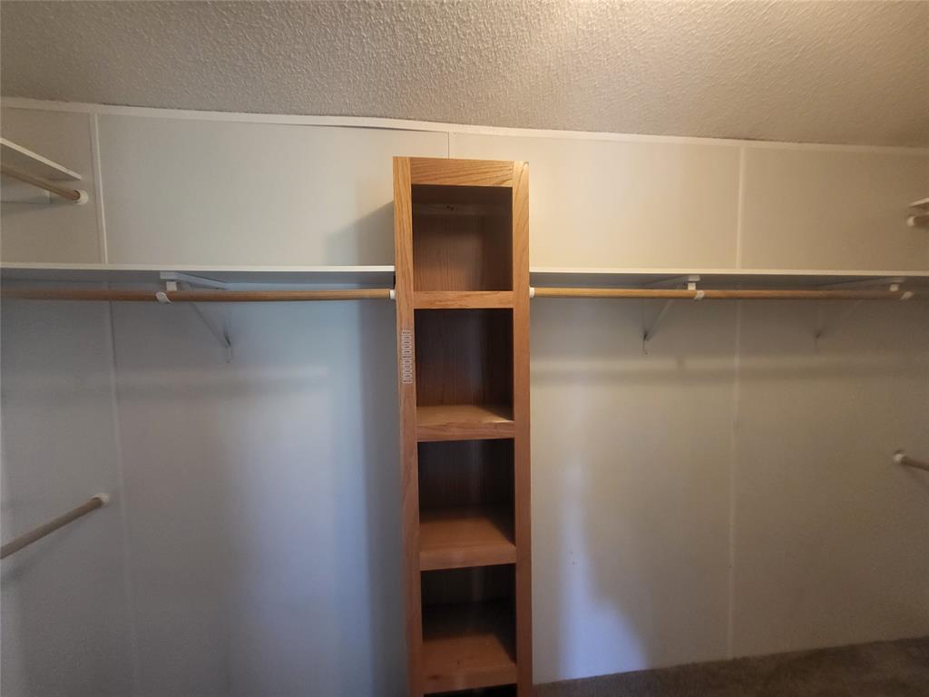 Jg Hix Surv Abs 356 - Residential