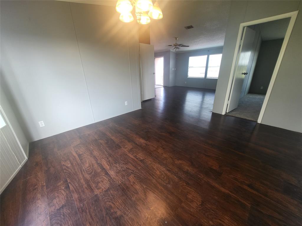 Jg Hix Surv Abs 356 - Residential