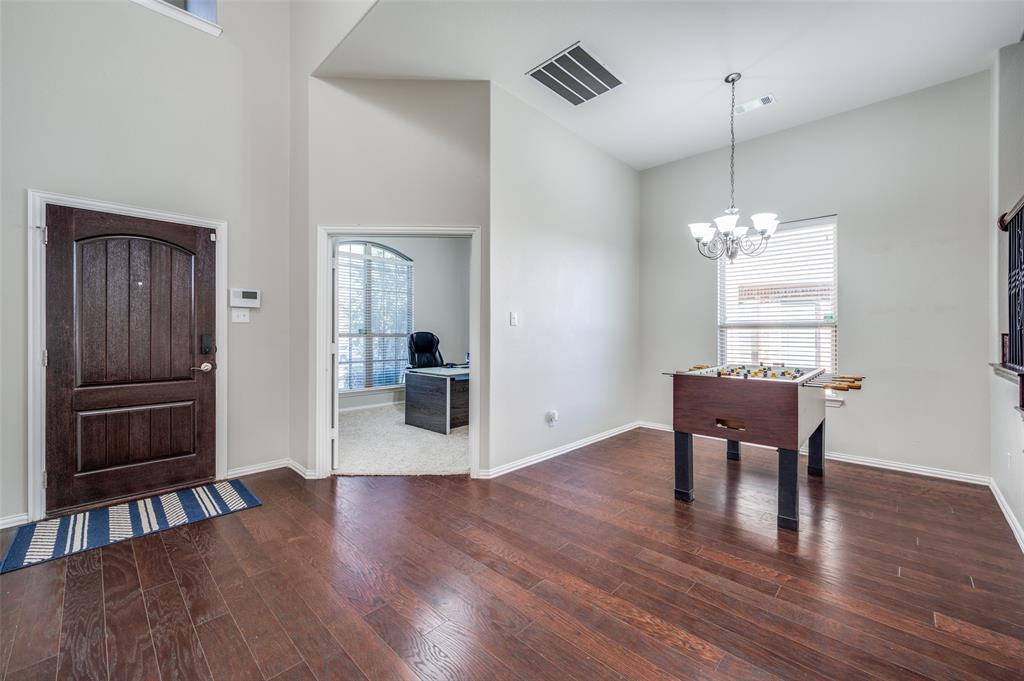 5101 Pinewood Drive