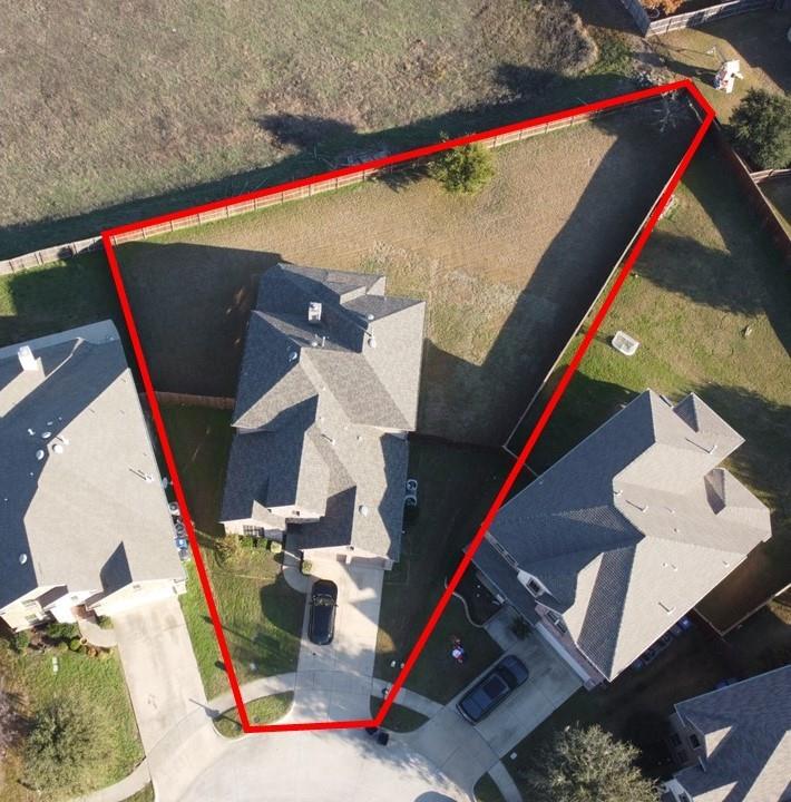 5101 Pinewood Drive