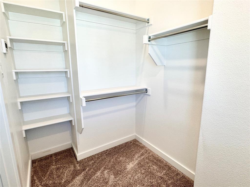 IRON HORSE COMMONS - Residential Lease