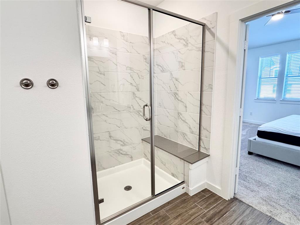 IRON HORSE COMMONS - Residential Lease