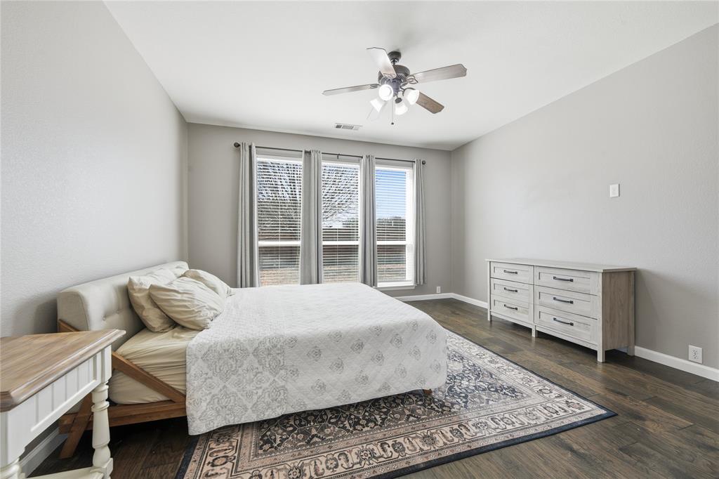 2736 Maple Creek Drive