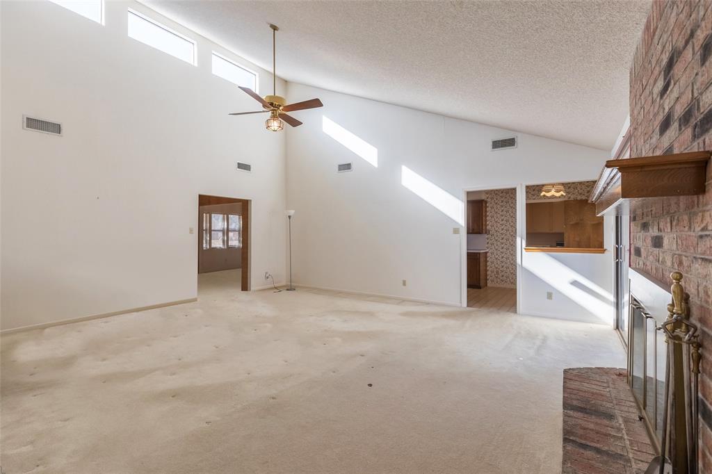 Woodlake - Residential