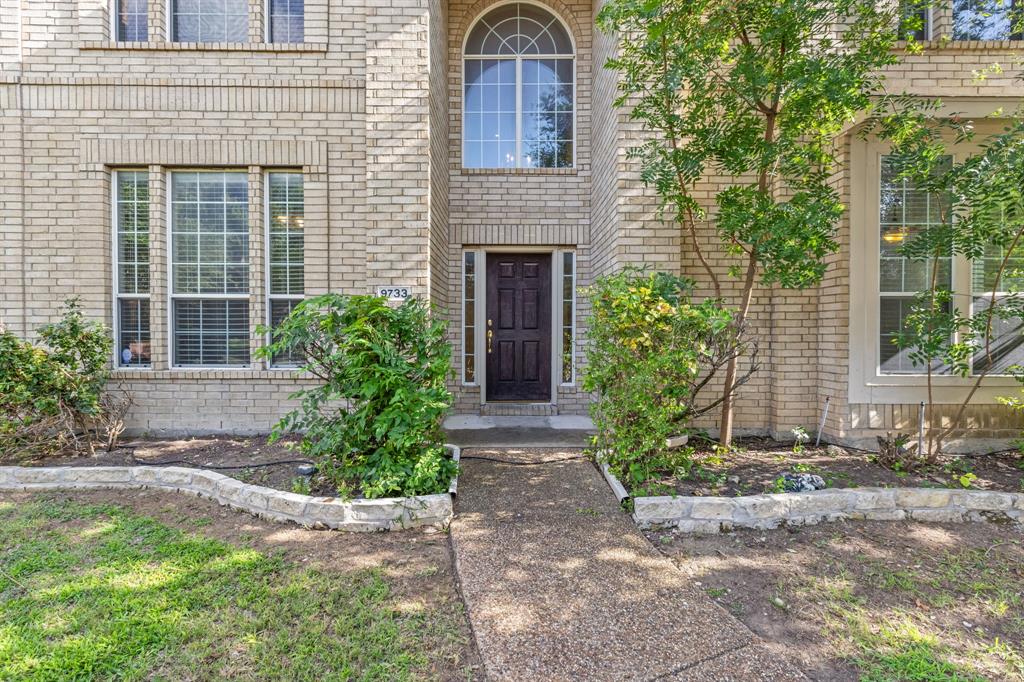 9733 Dragonfly Drive