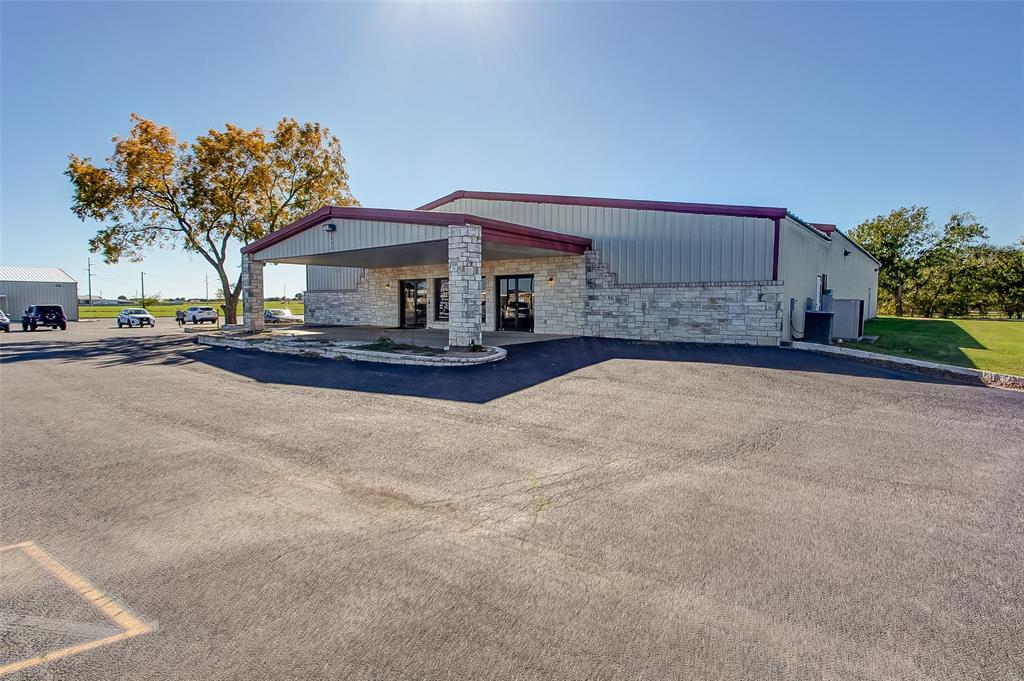 2420 Bob White Drive