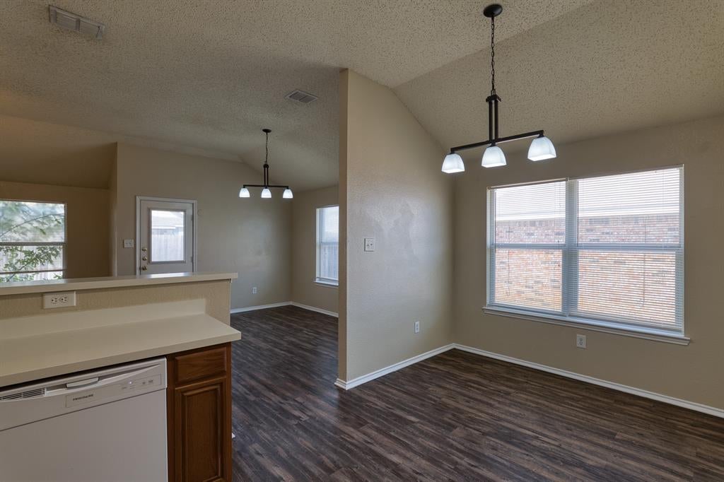 612 Pineview Lane