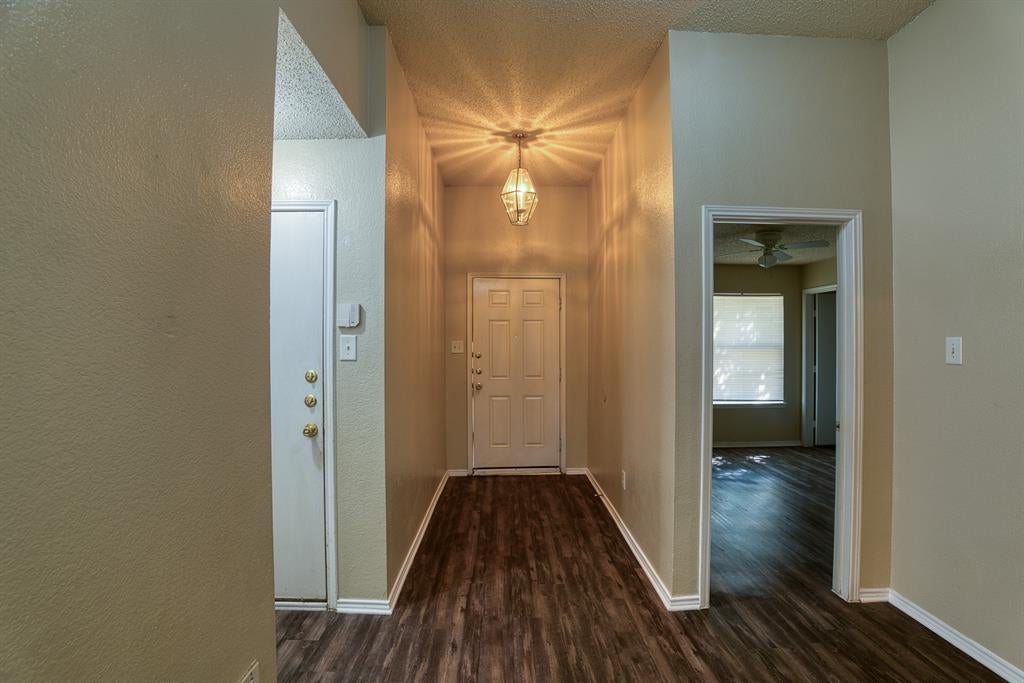 612 Pineview Lane