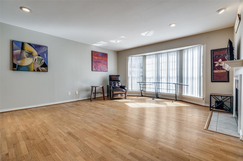 Sutton Place Condos - Residential Lease