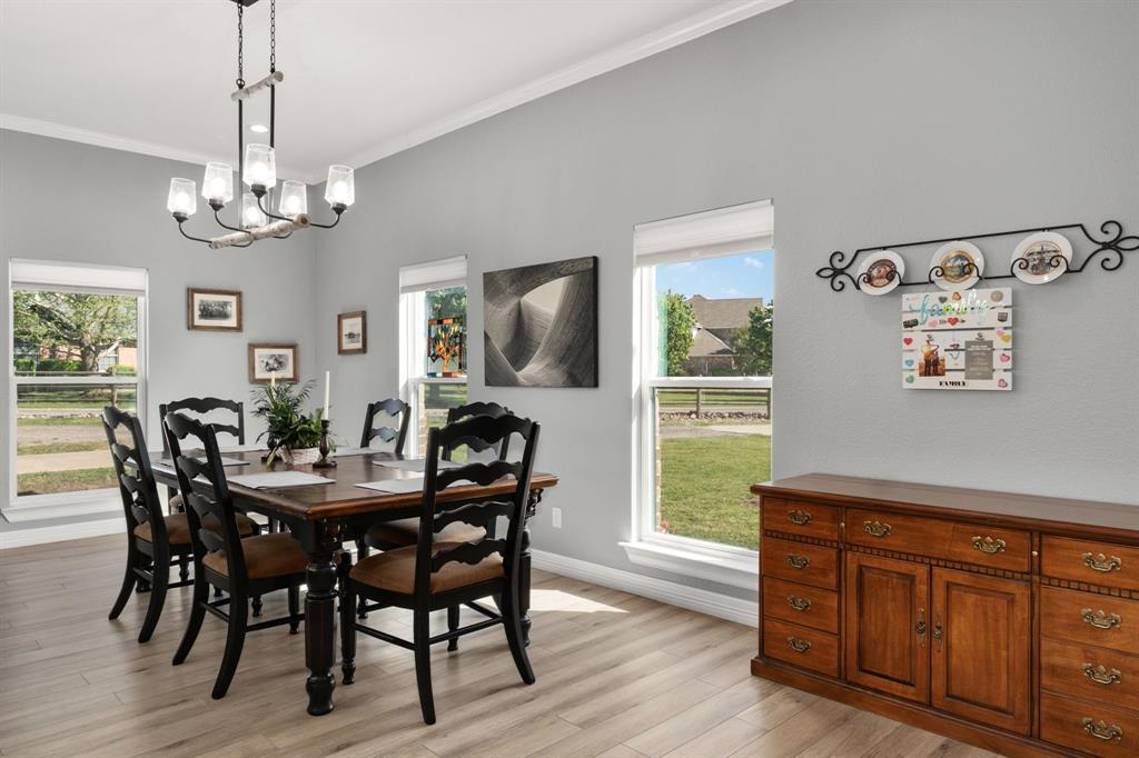 10832 Ridge Country Road