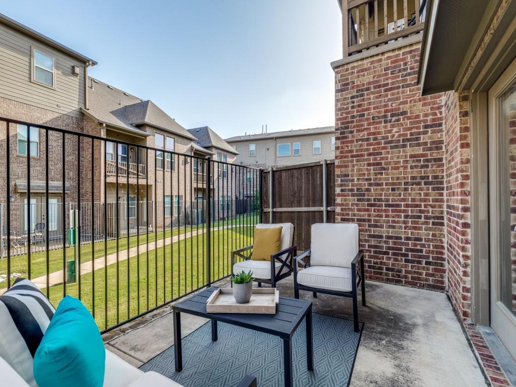 The Manors At Vista Ridge - Residential