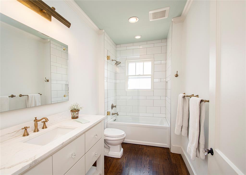 Kessler Square - Residential Lease