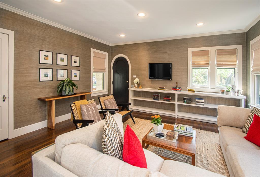 Kessler Square - Residential Lease