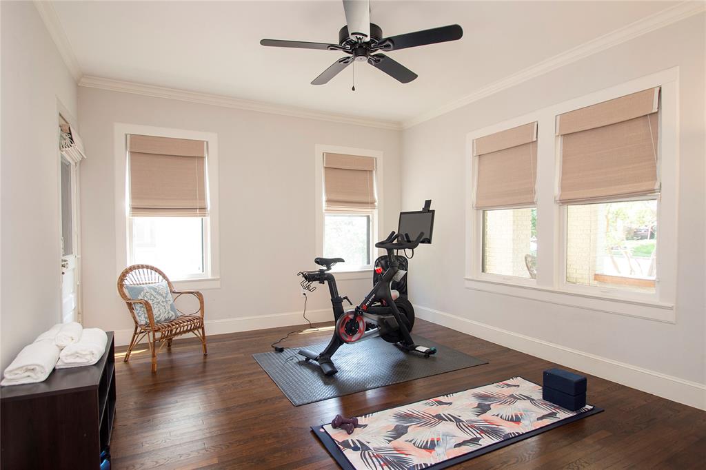 Kessler Square - Residential Lease