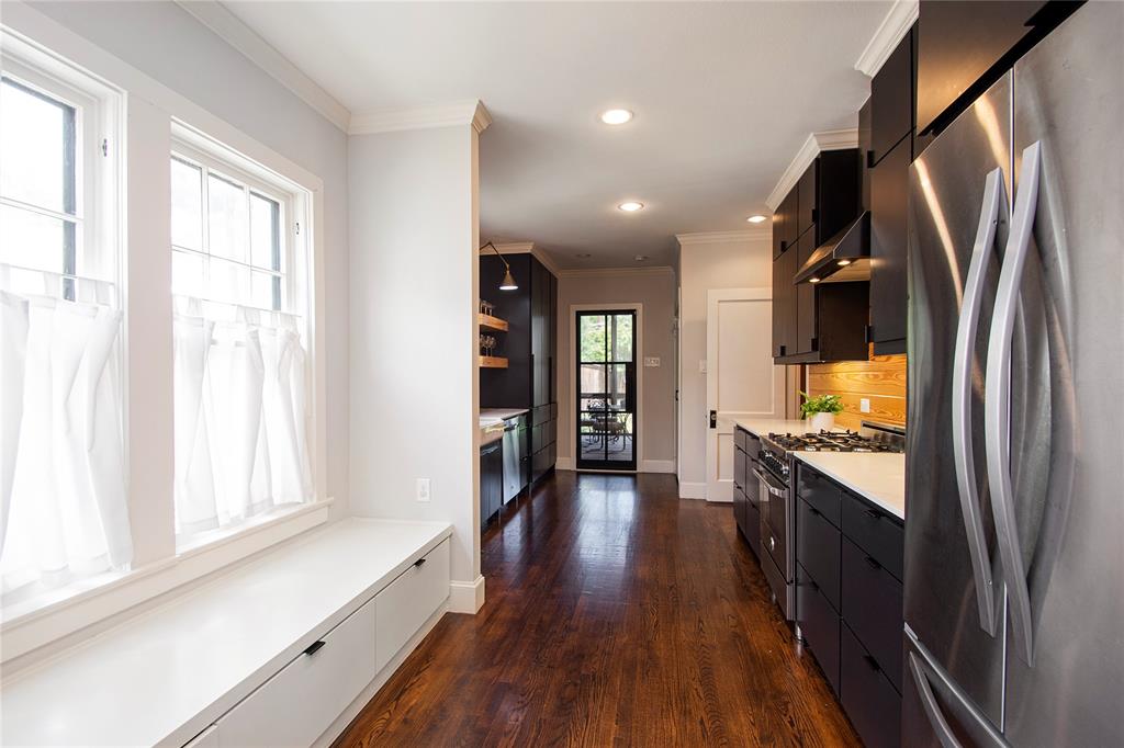 Kessler Square - Residential Lease