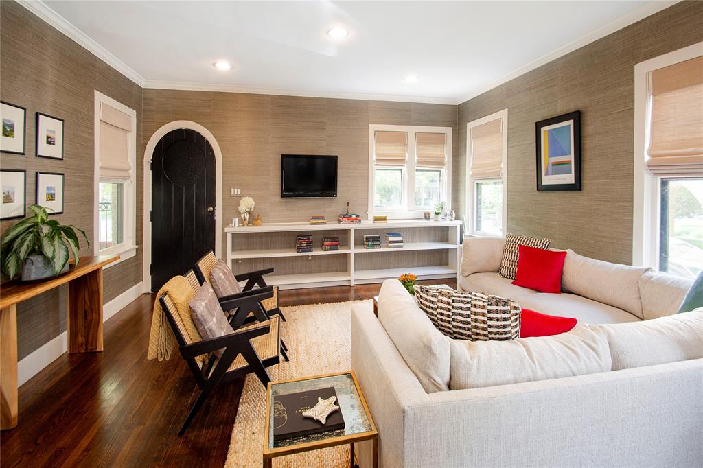 Kessler Square - Residential Lease