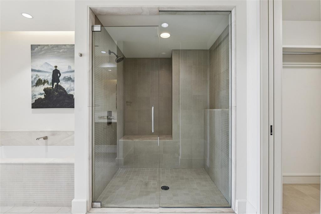 South Tower Residences - Residential