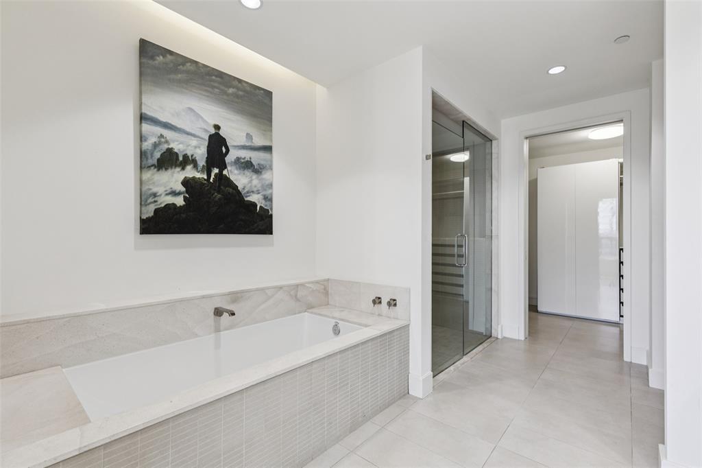 South Tower Residences - Residential