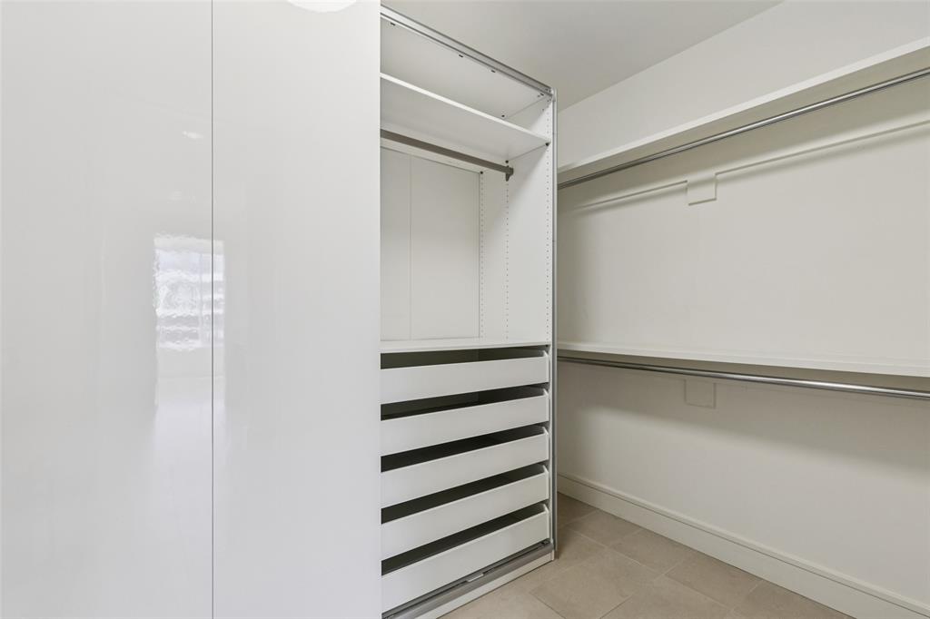 South Tower Residences - Residential