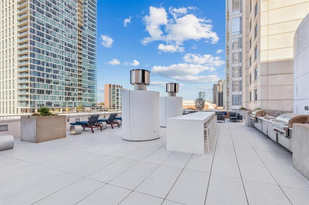 South Tower Residences - Residential