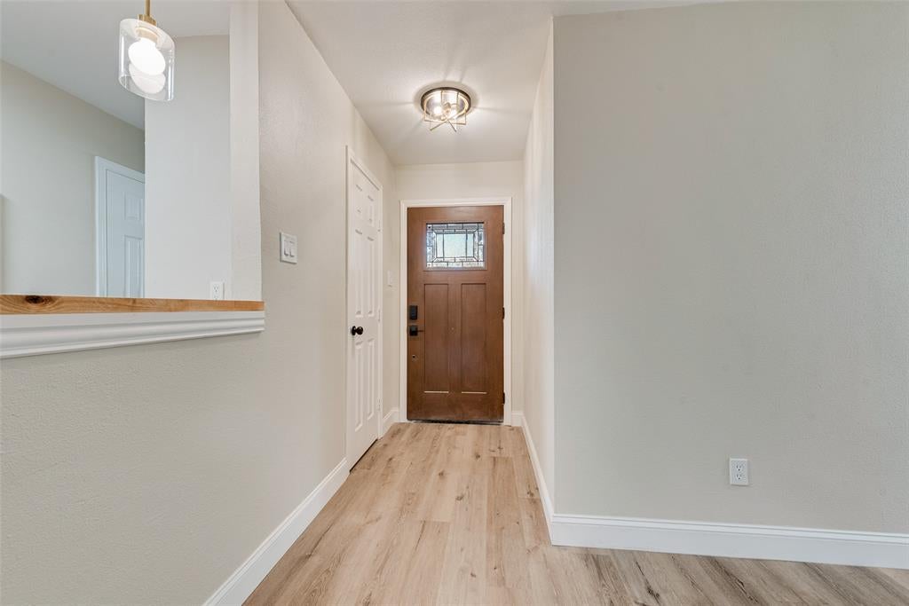 1238 Neptune Drive