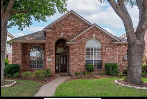 Photo of 514 Colgate Drive, Allen, TX 75013 (MLS # 21402179)
