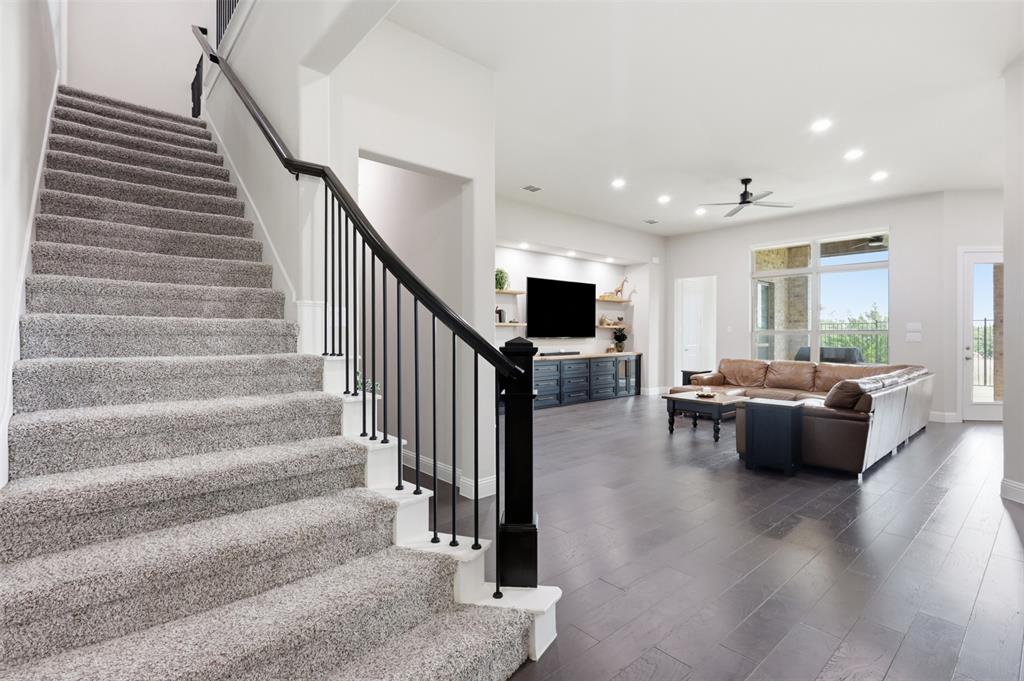 3437 Ridgecross Drive