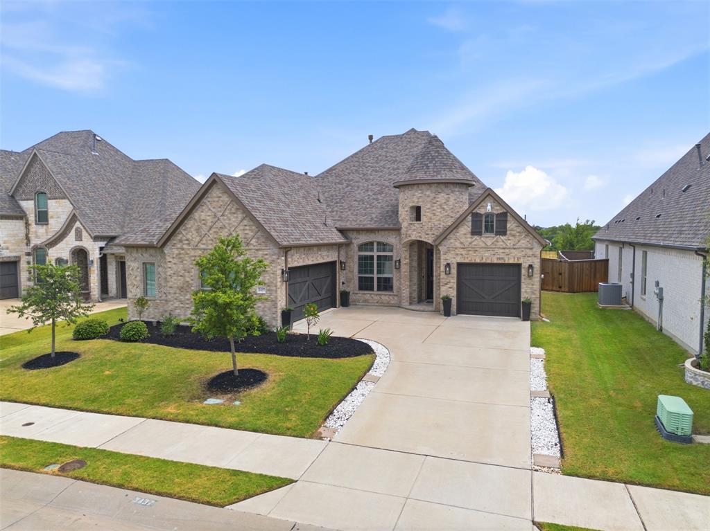 3437 Ridgecross Drive