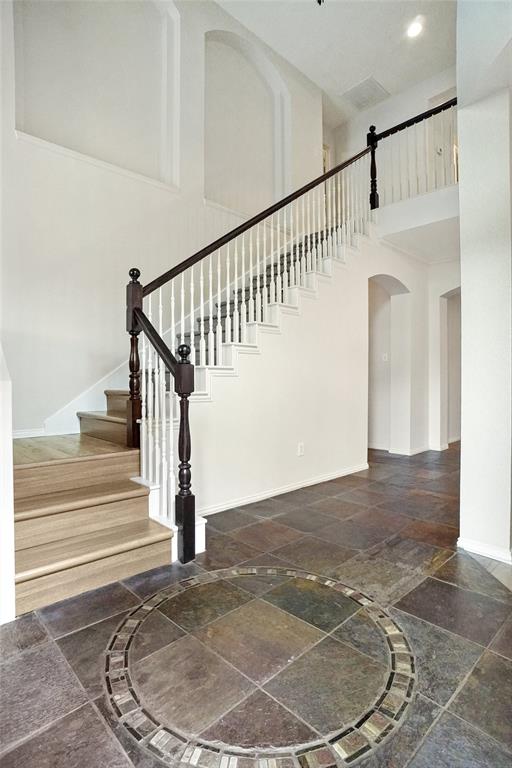 2217 Knoll Ridge Drive