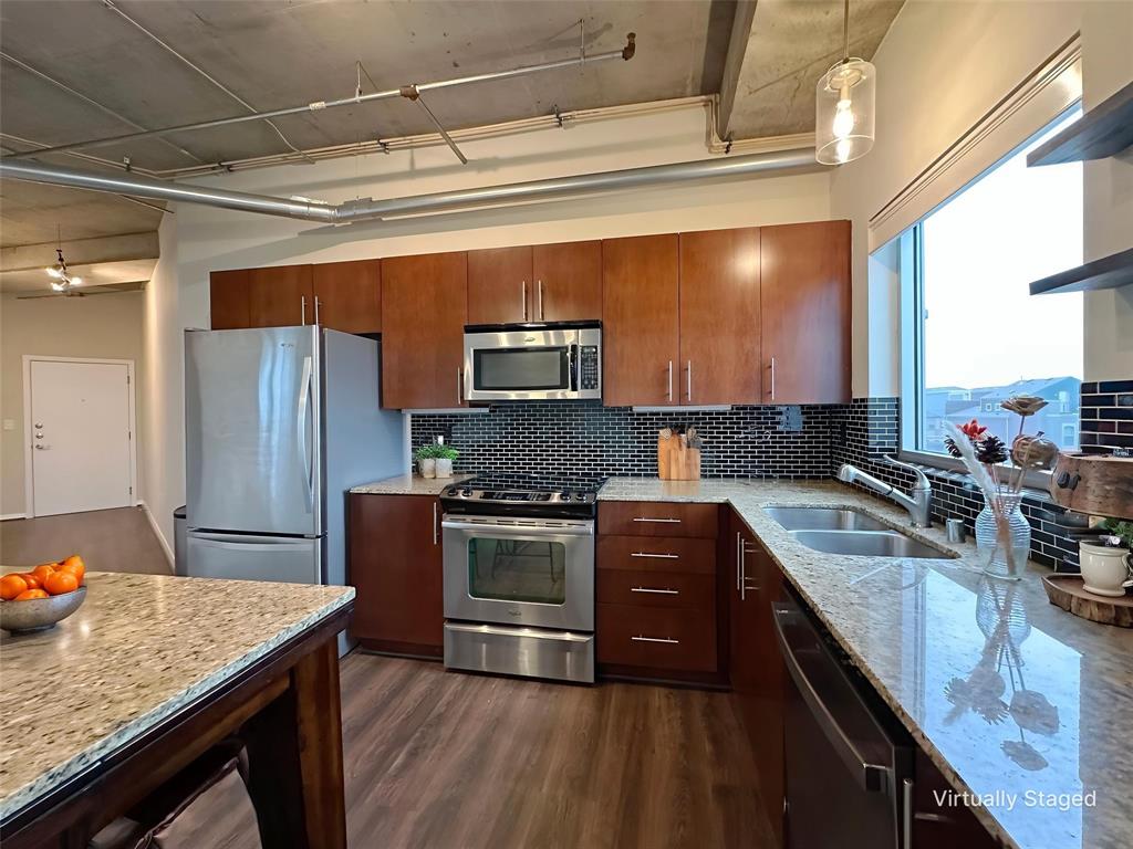 Beat At The South Side Station - Residential