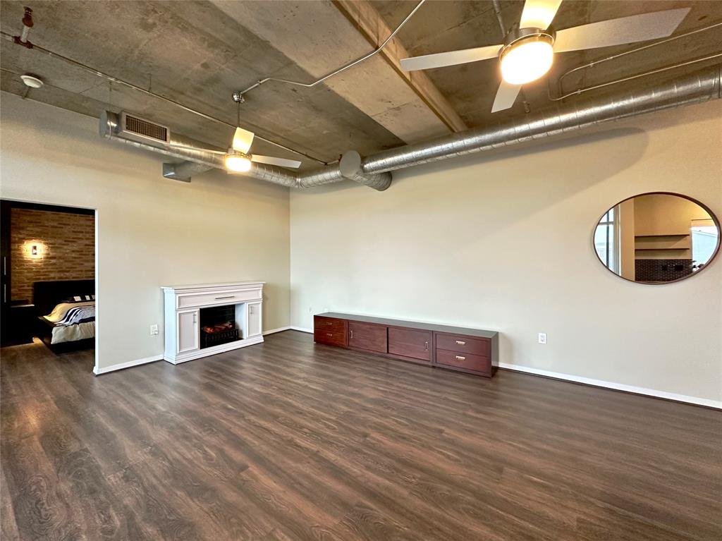 Beat At The South Side Station - Residential