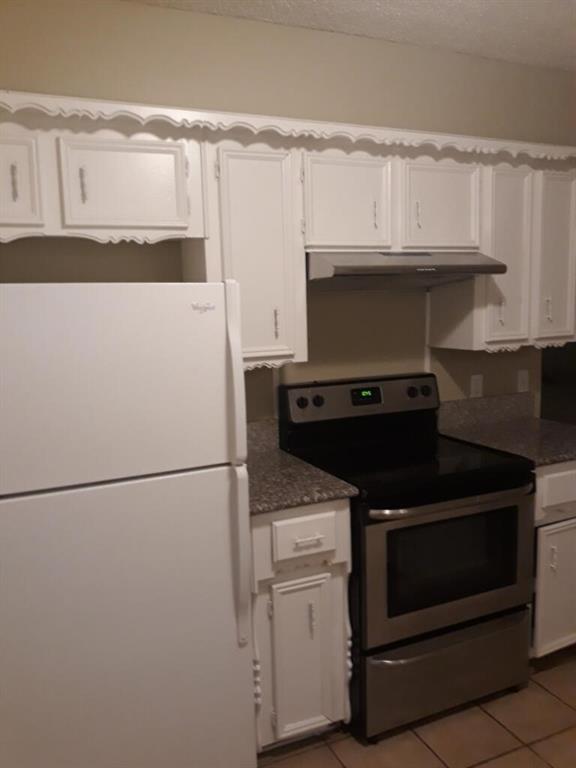 5410 Kings Manor Drive