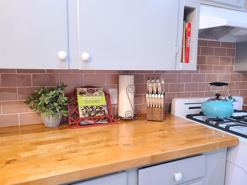 Parkdale Heights Rev - Residential Lease