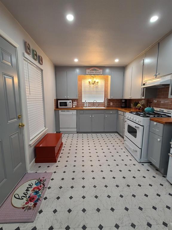 Parkdale Heights Rev - Residential Lease