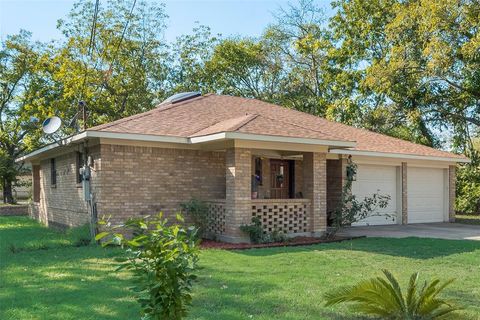 A home in Terrell