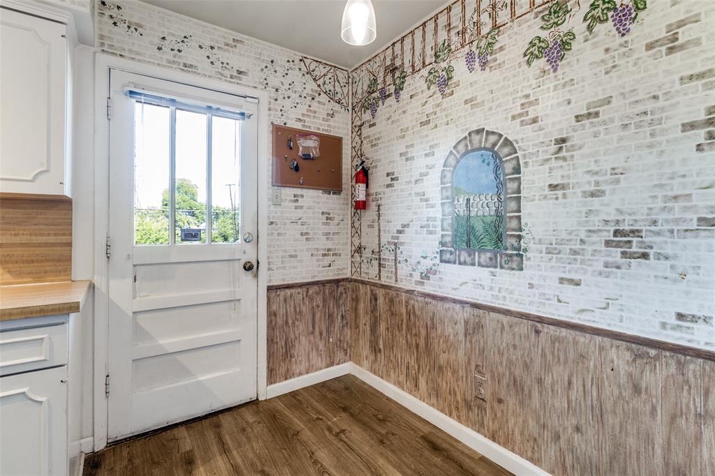 Park Royal Condos - Residential