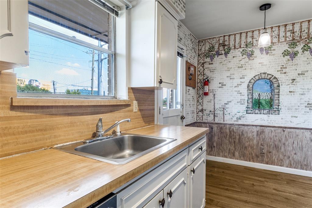 Park Royal Condos - Residential