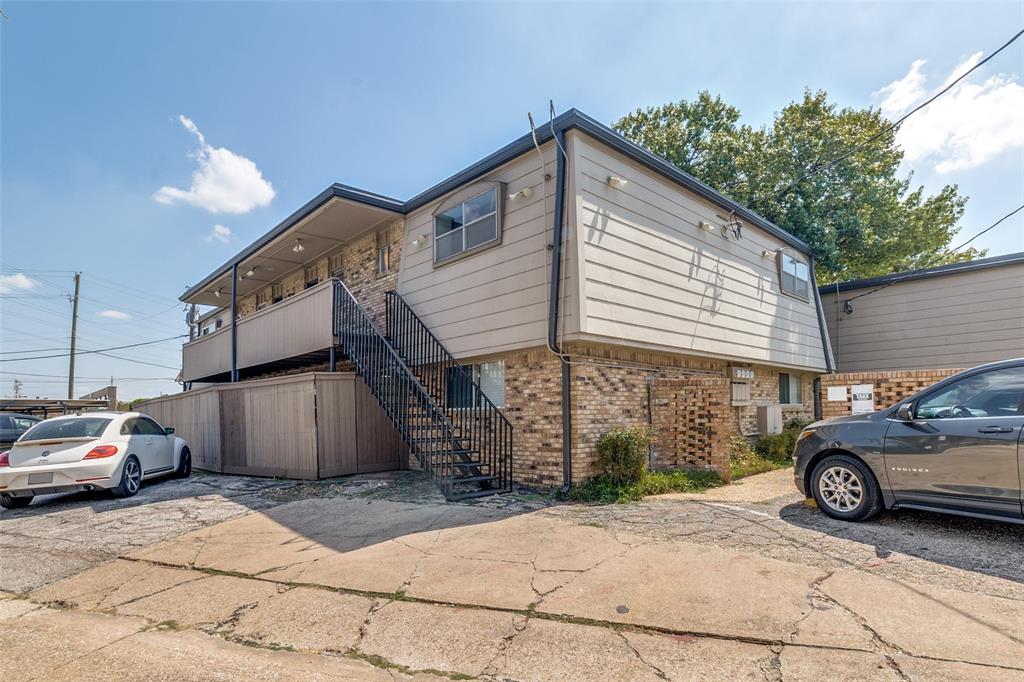 Park Royal Condos - Residential